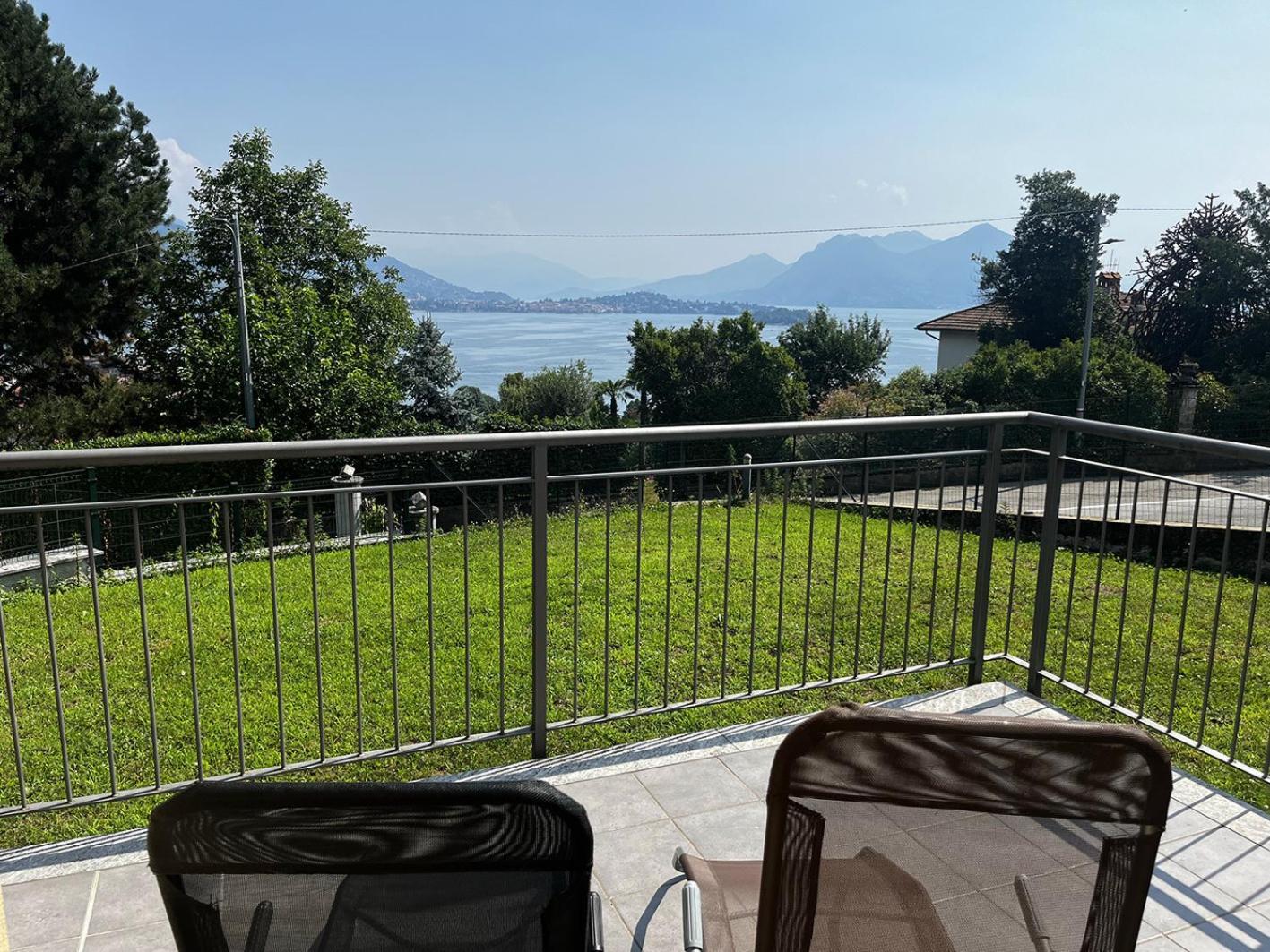 Magicview Baveno Apartment With Garden And Lake View Zewnętrze zdjęcie