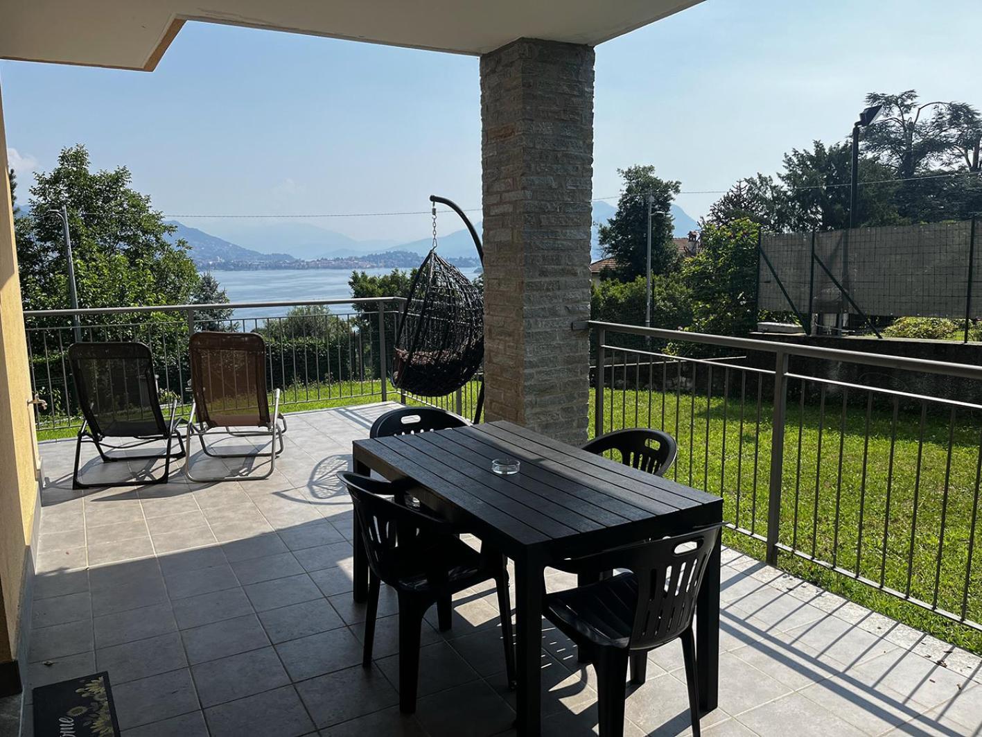 Magicview Baveno Apartment With Garden And Lake View Zewnętrze zdjęcie